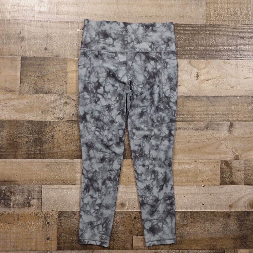 Athleta Salutation Stash Pocket II Printed 7/8 Tight – Women’s Medium